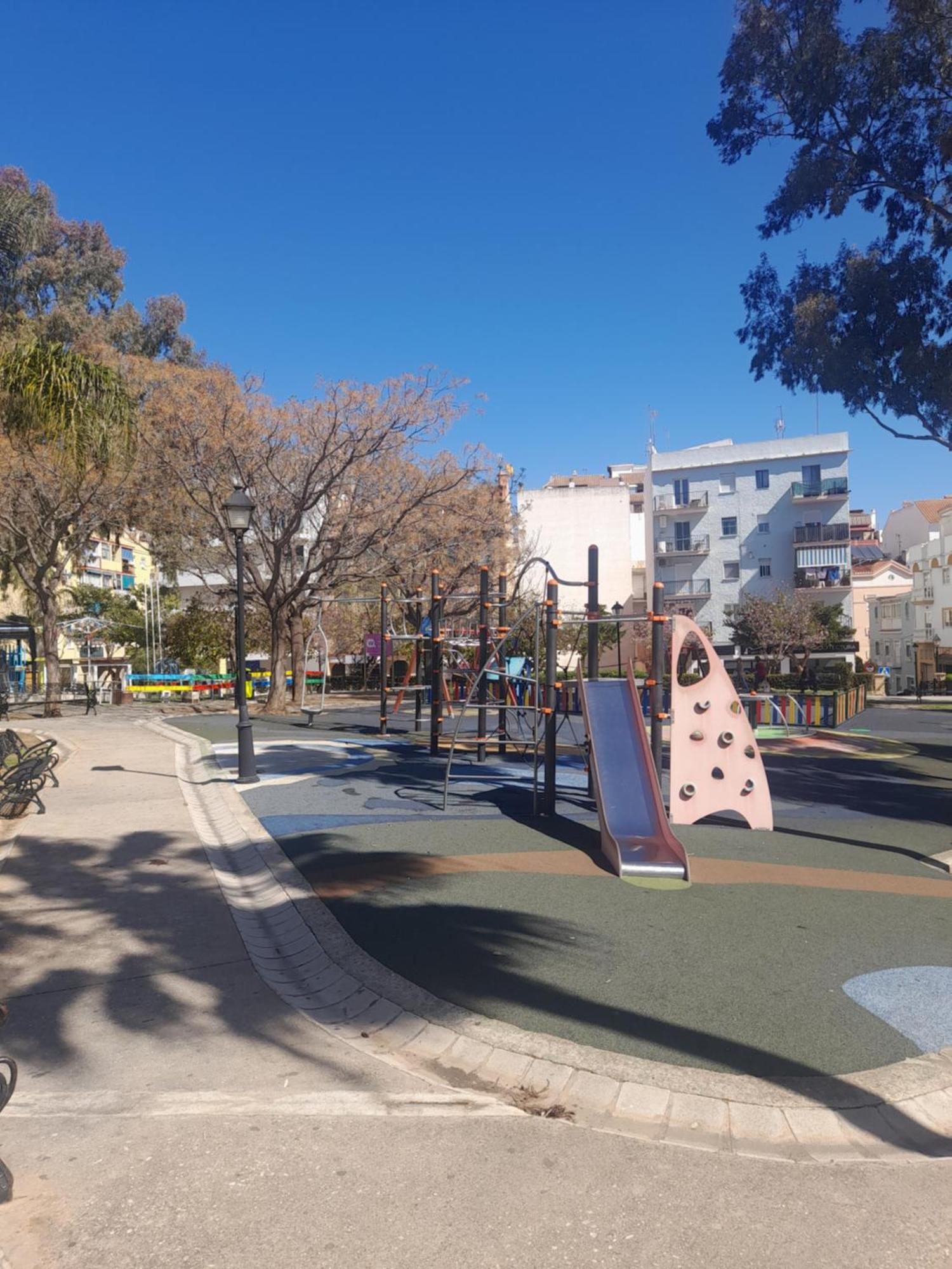 פואנגירולה New City Penthouse Near Beach With Sunny Balcony מראה חיצוני תמונה